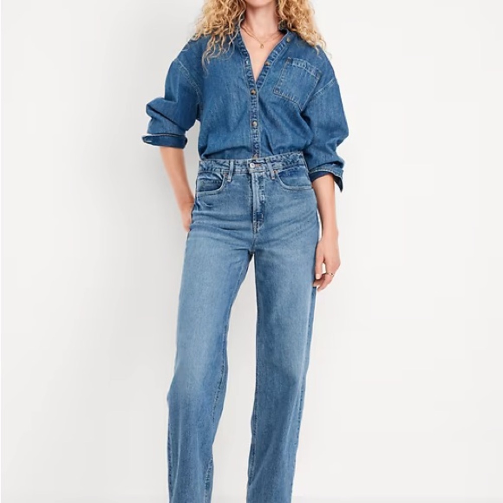 Old Navy Extra High-Waisted Sky-Hi Wide-Leg Jeans - Medium Wash
